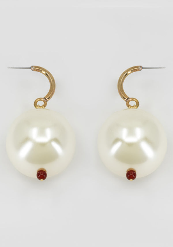 SCHO Donna Jumbo Pearl Earrings