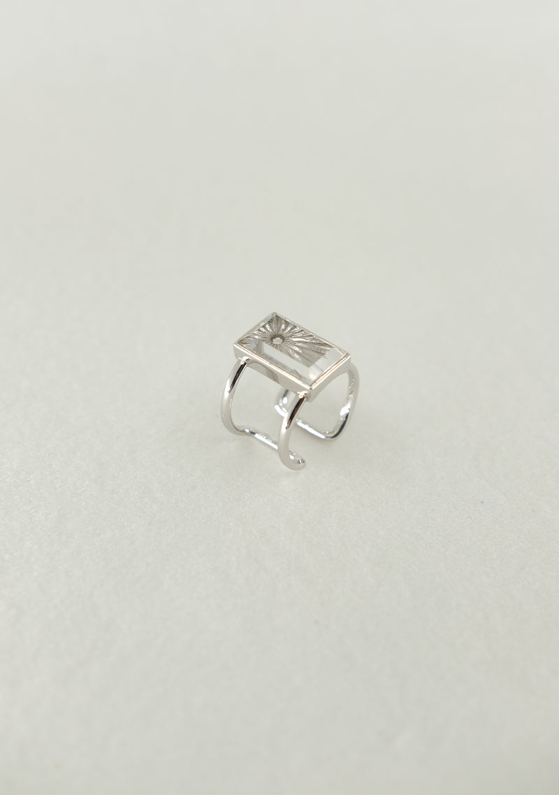 PUPIL CASKET Radial Crystal Ring White