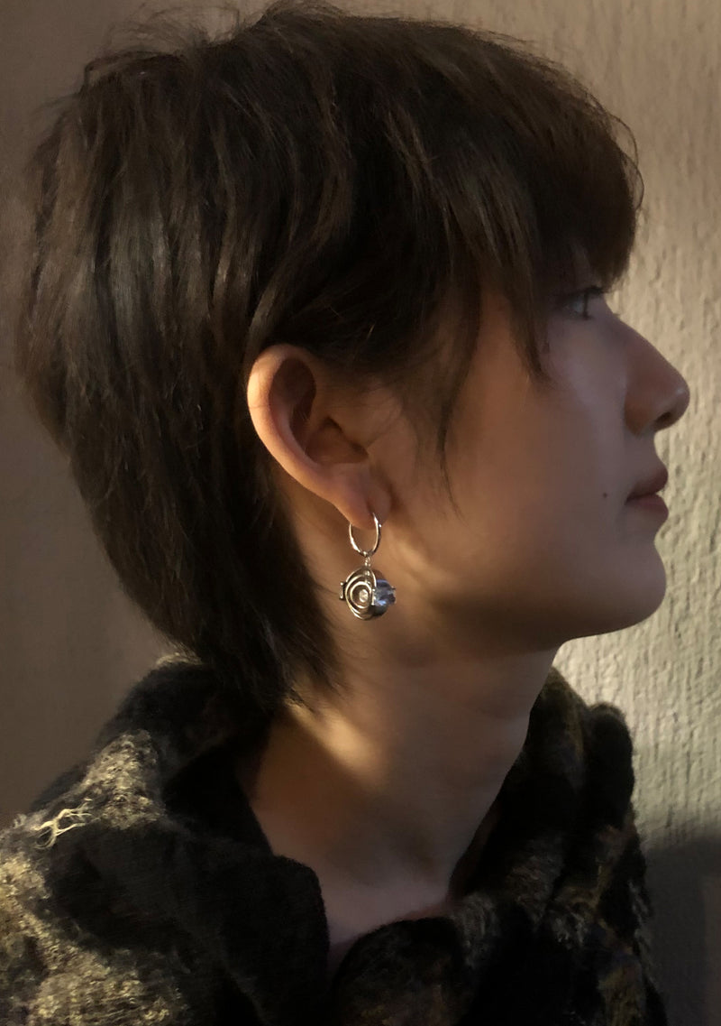 PUPIL CASKET Private Space earring