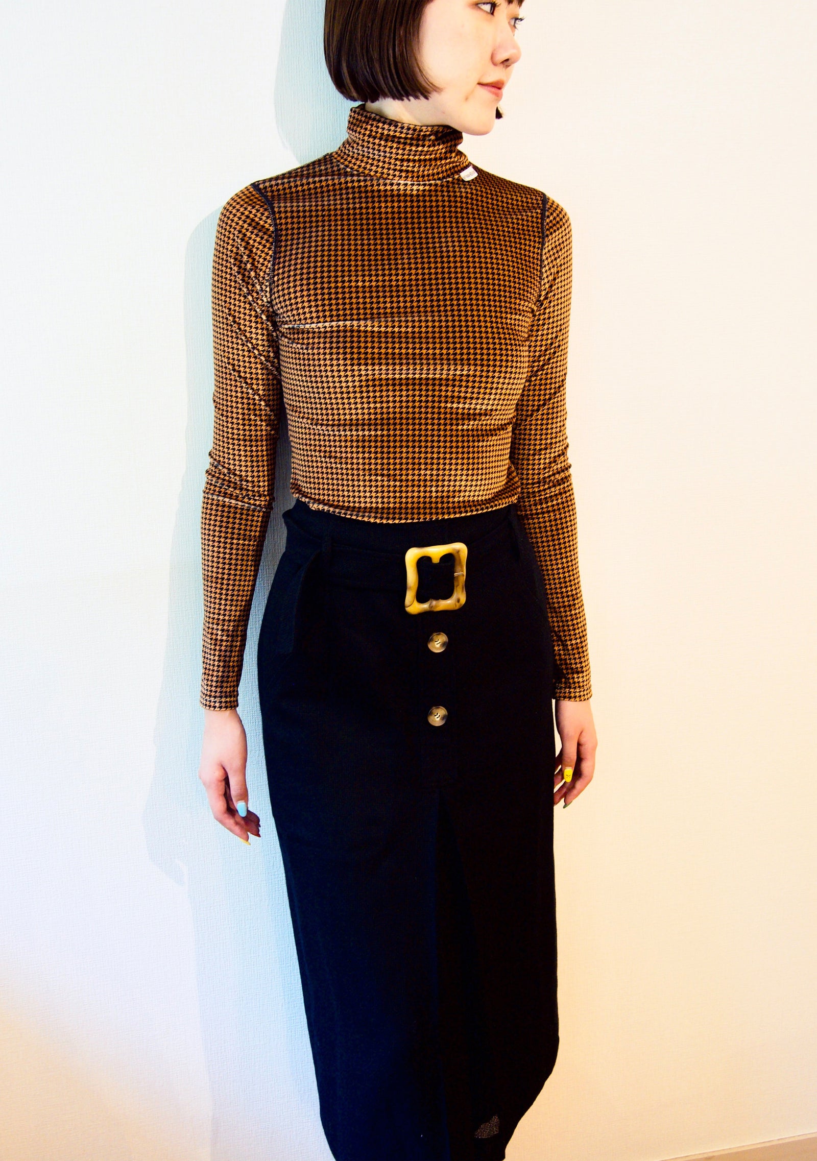 KIMHEKIM YOGA CHECKED TOP BROWN – UNO SHOWROOM